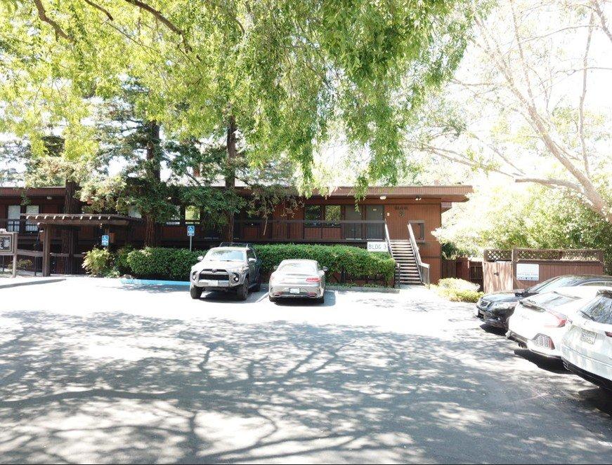 Muir Medical Park Bldg 3 - Photo 2