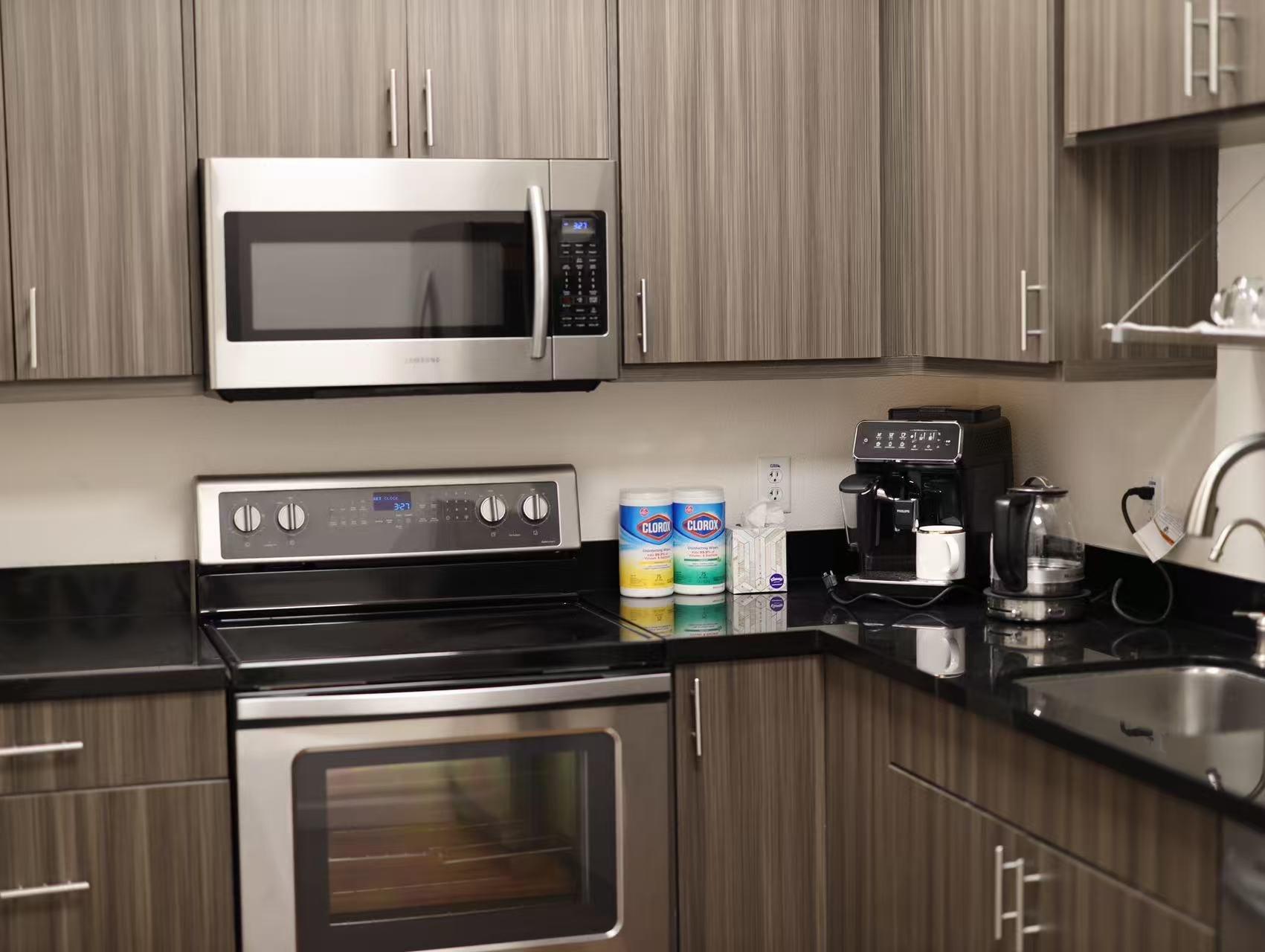 Shadelands Medical Center - Photo 9