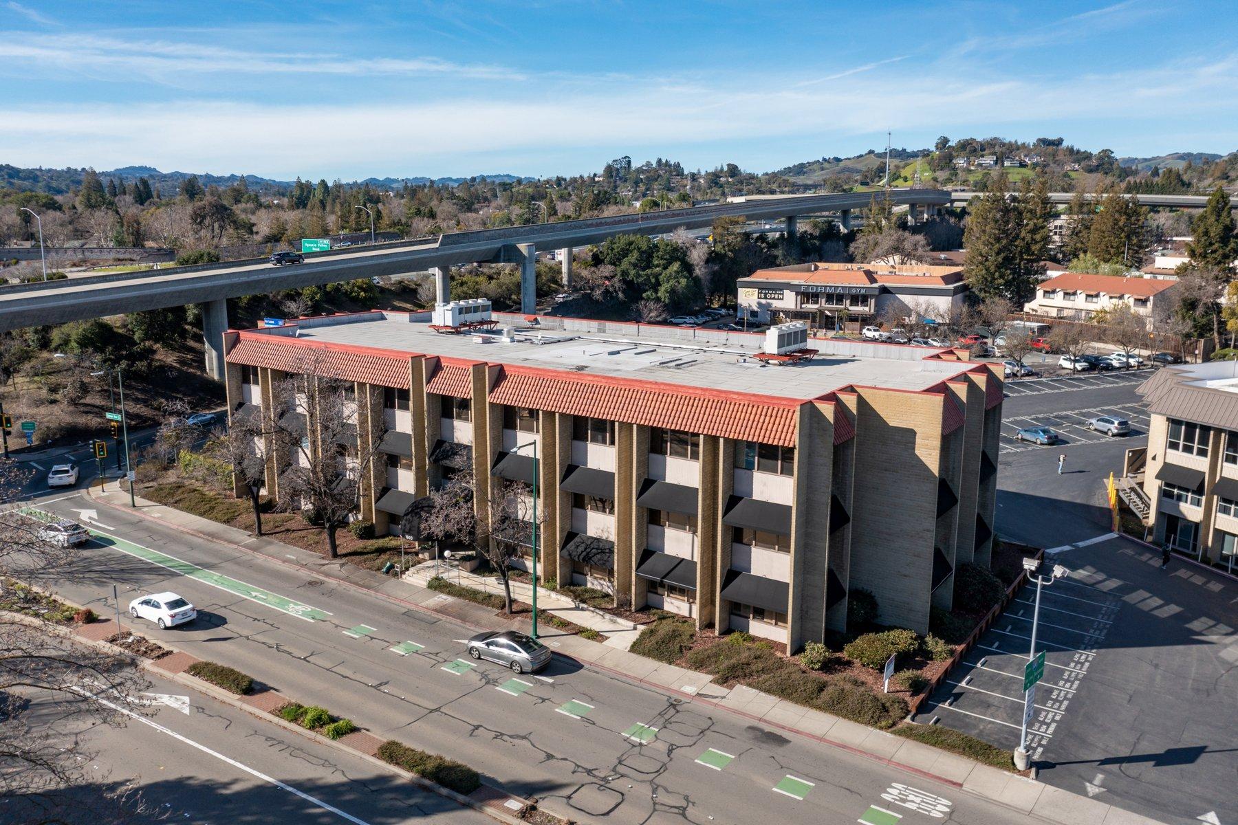 Olympic Plaza II - Photo 3