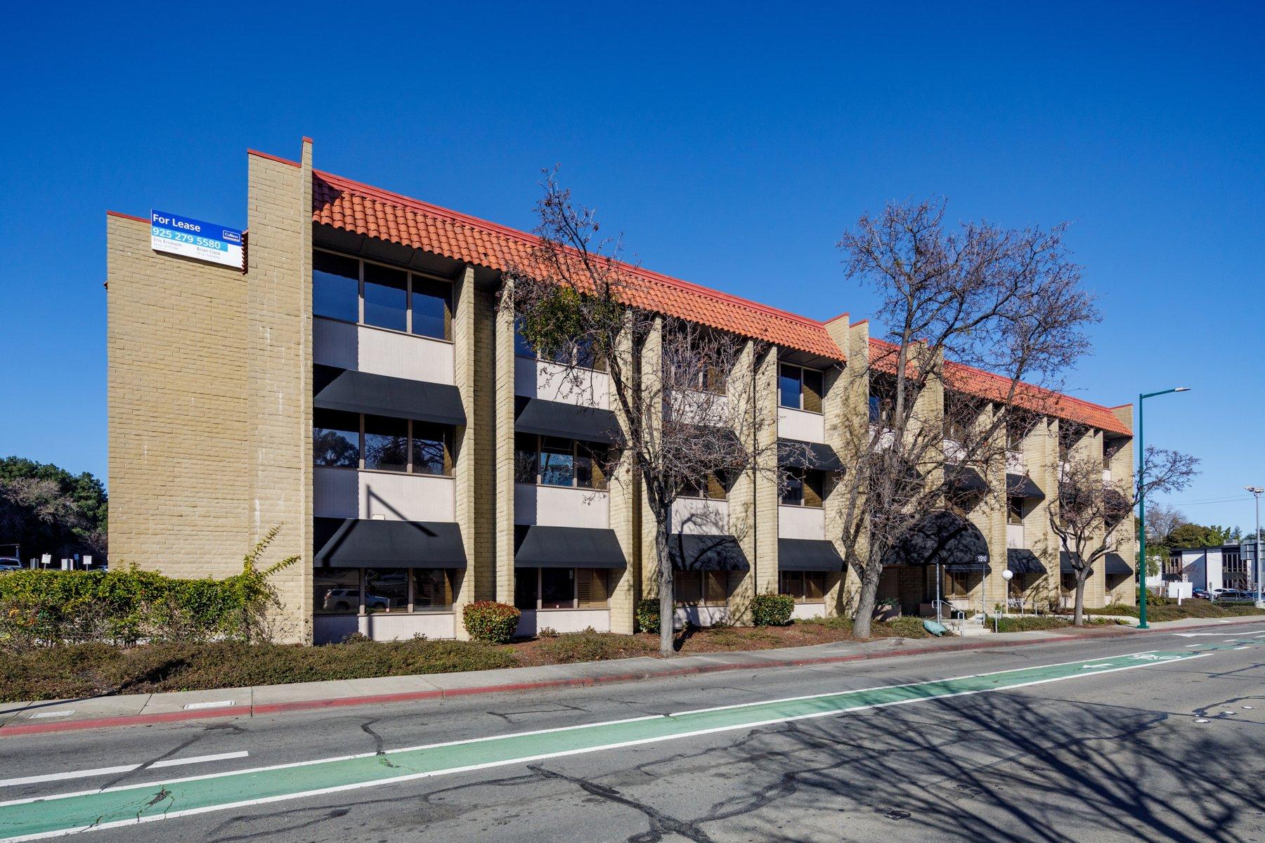 Olympic Plaza II - Photo 8