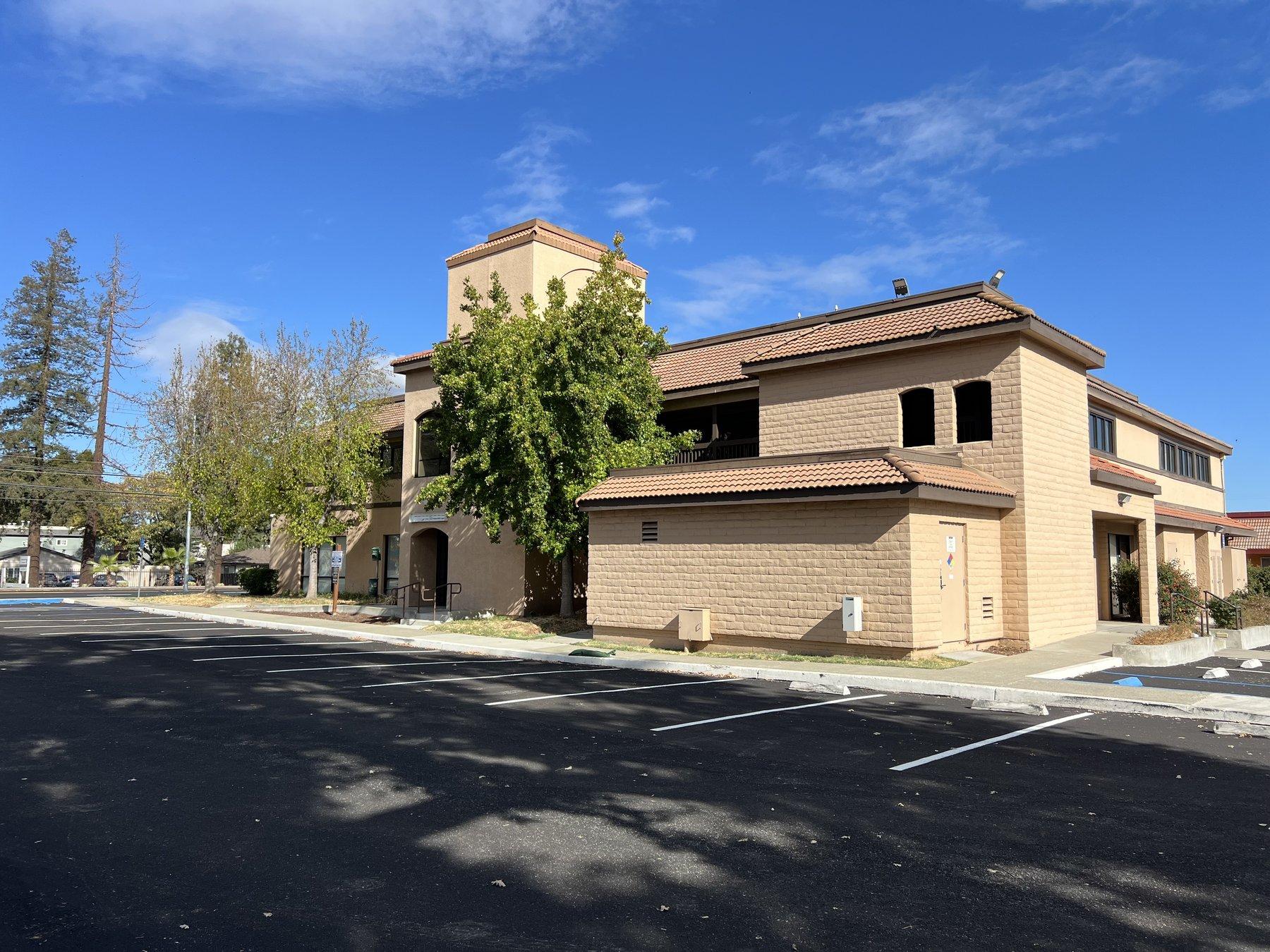 1410 Monument Boulevard - Photo 6