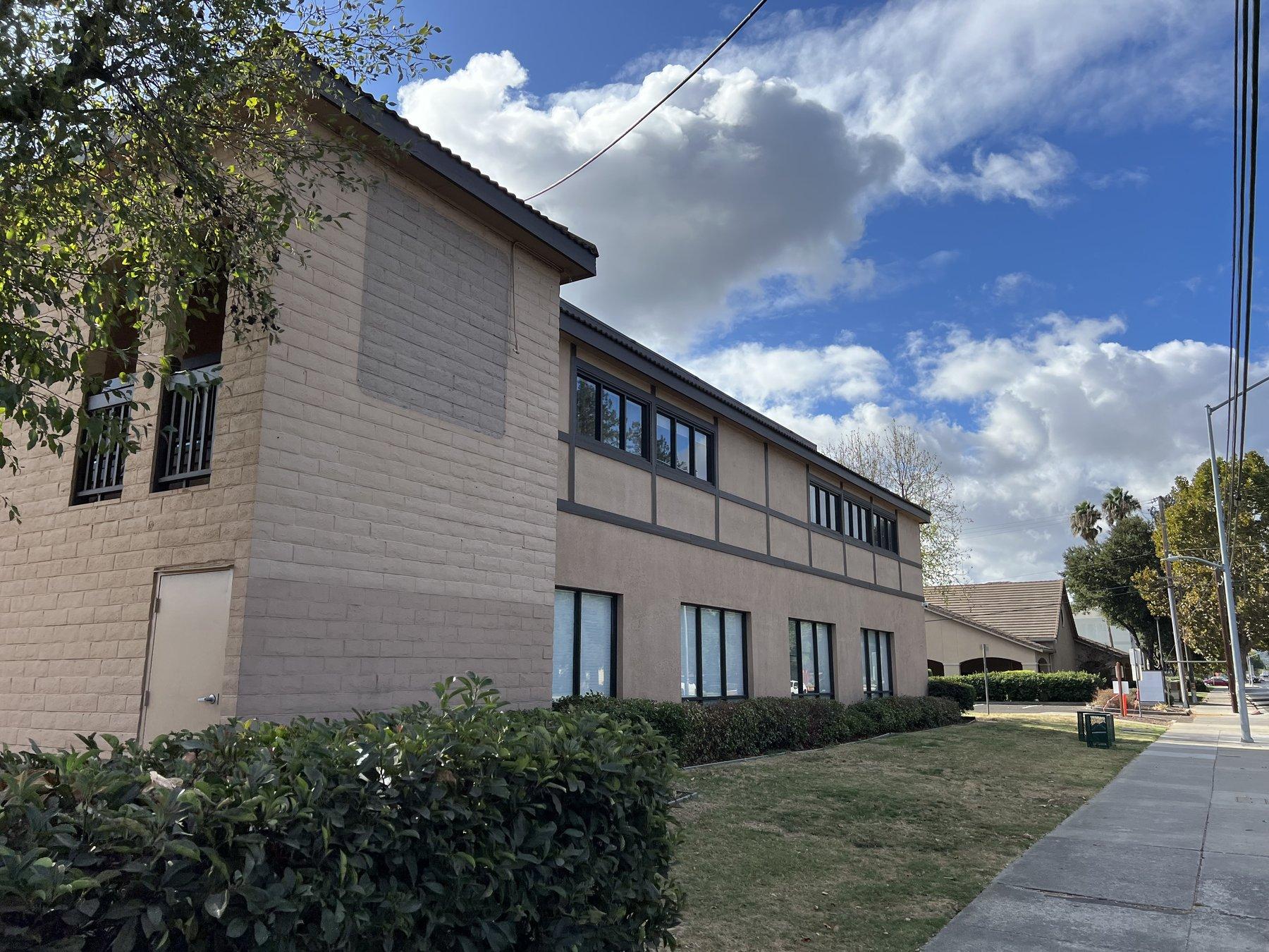 1410 Monument Boulevard - Photo 3