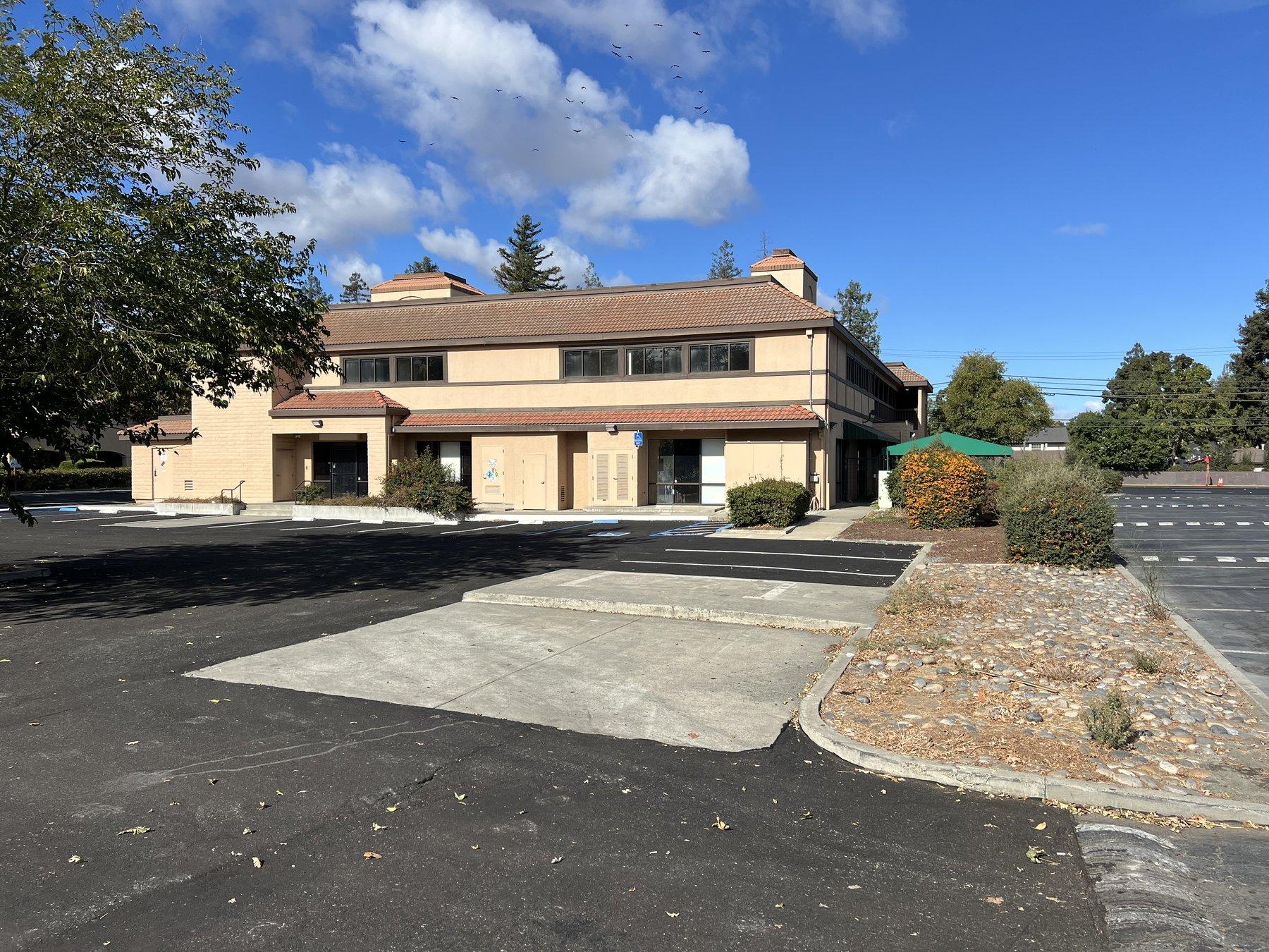 1410 Monument Boulevard - Photo 10