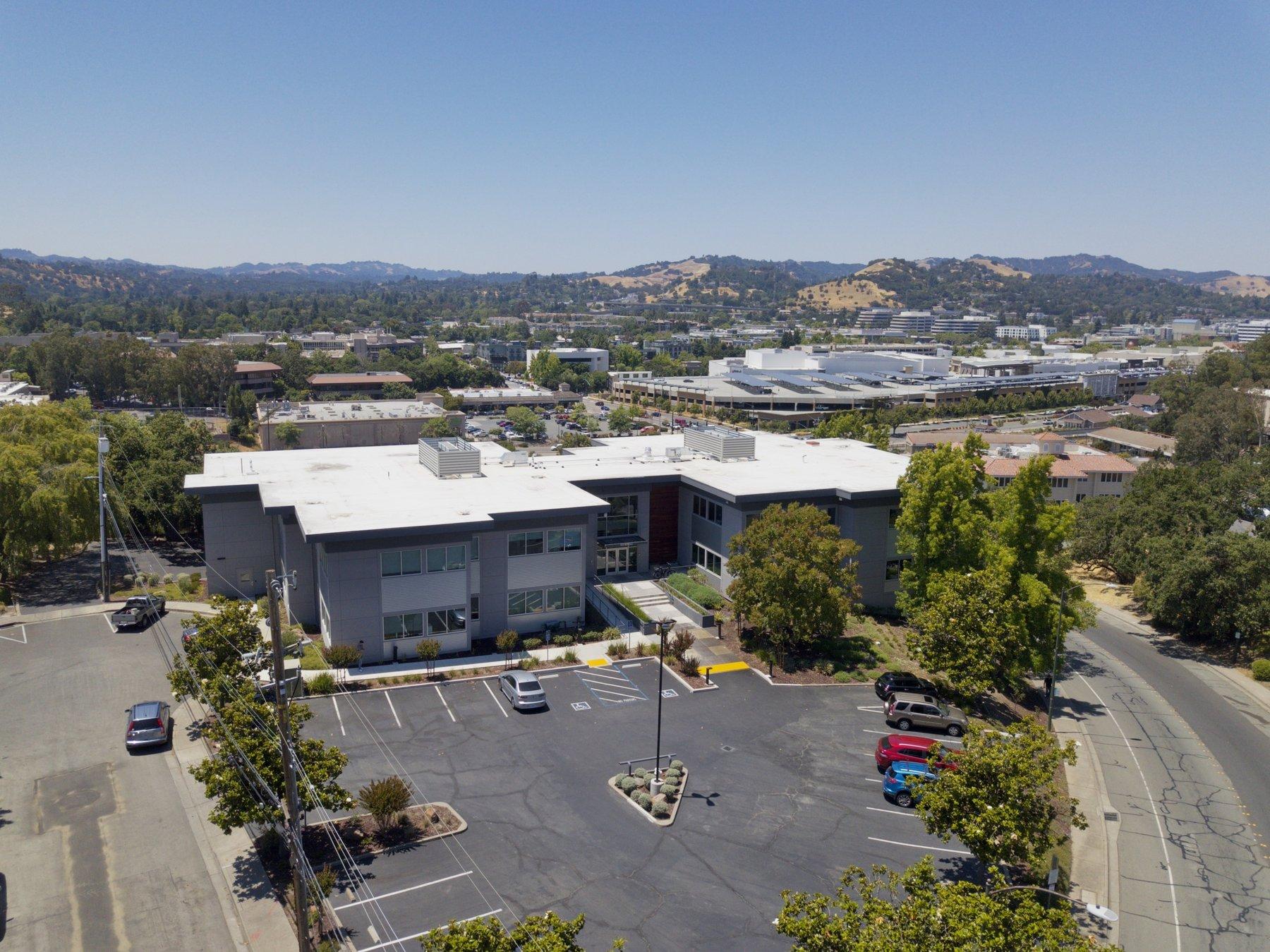 Newell Plaza - Photo 5